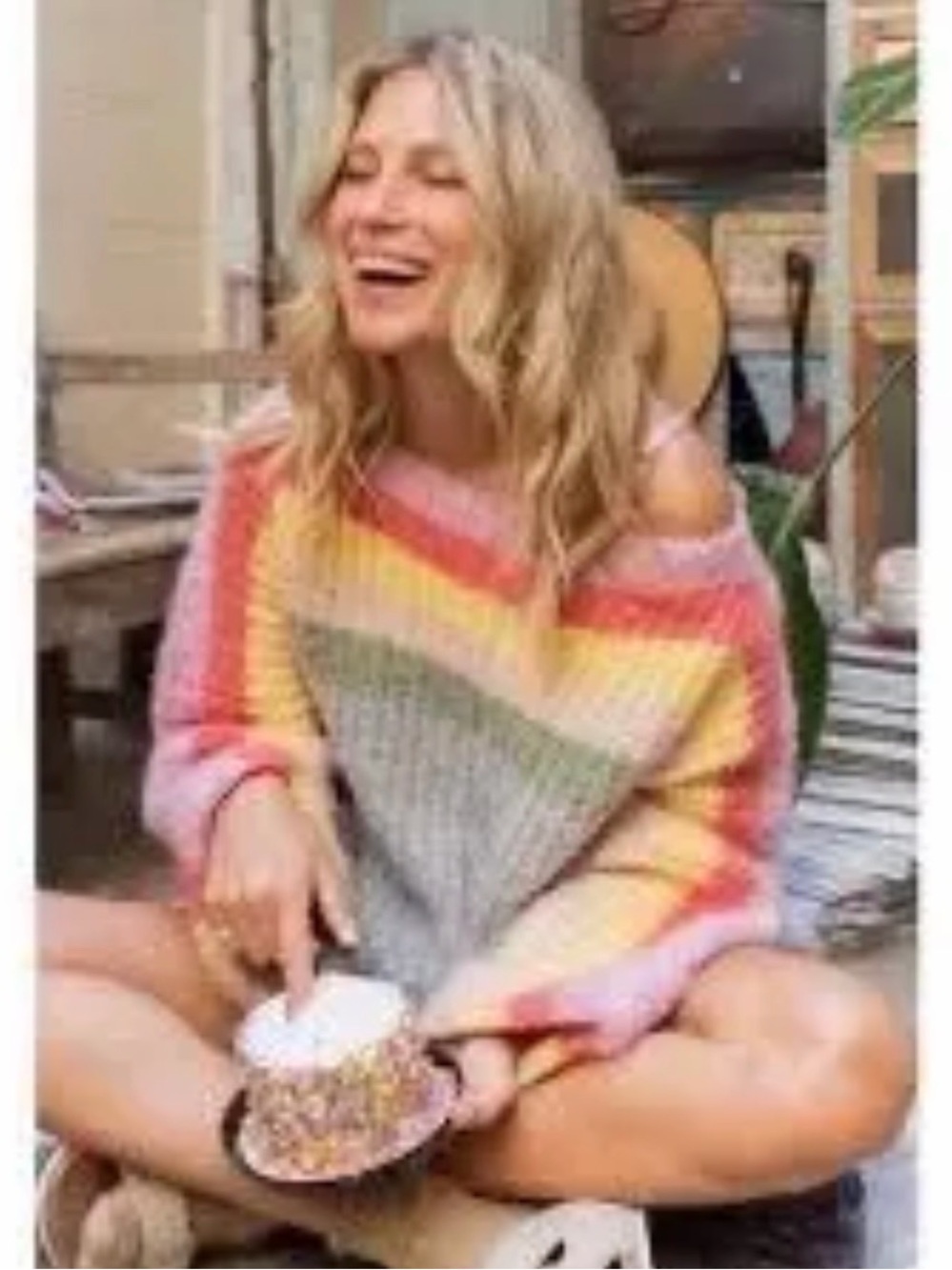 Pol large preloved sweater some wash wear